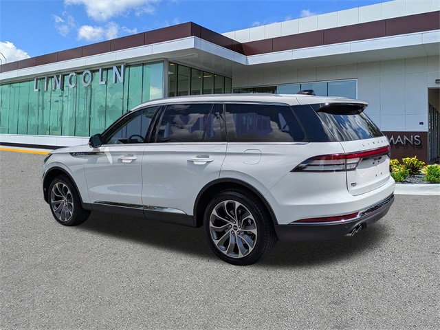 Used 2025 Lincoln Aviator Reserve w/ Illumination Package image 6