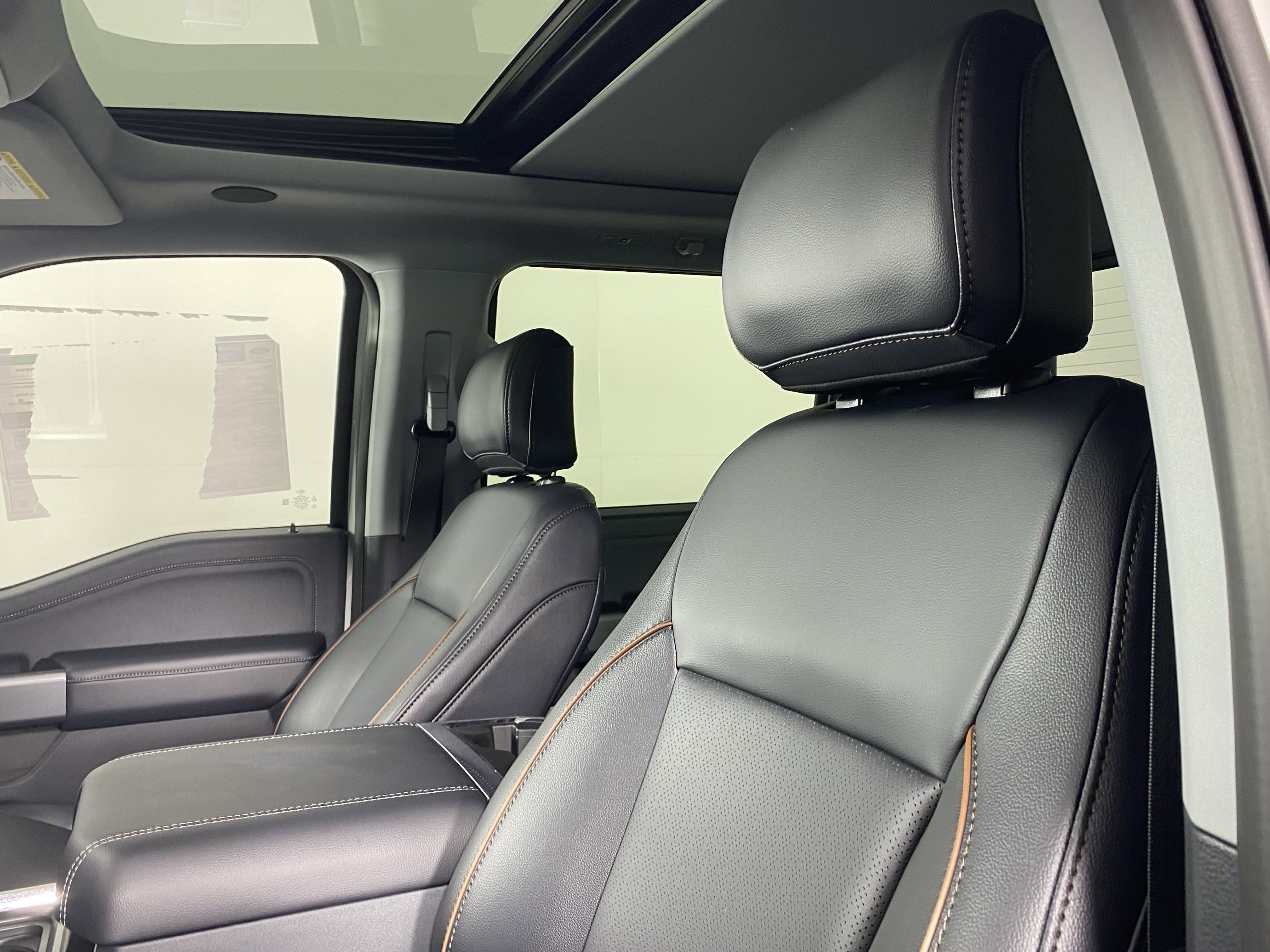 New 2025 Ford F250 Lariat w/ Lariat Ultimate Package image 18