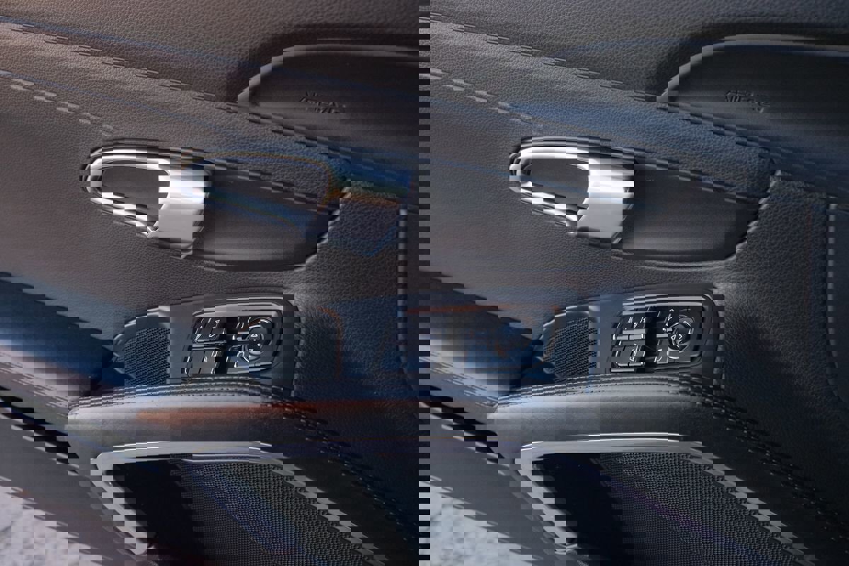 Used 2014 Porsche 911 Carrera 4S image 10