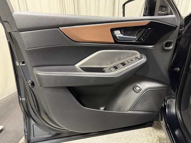 Used 2022 Acura MDX SH-AWD w/ Technology Package image 23