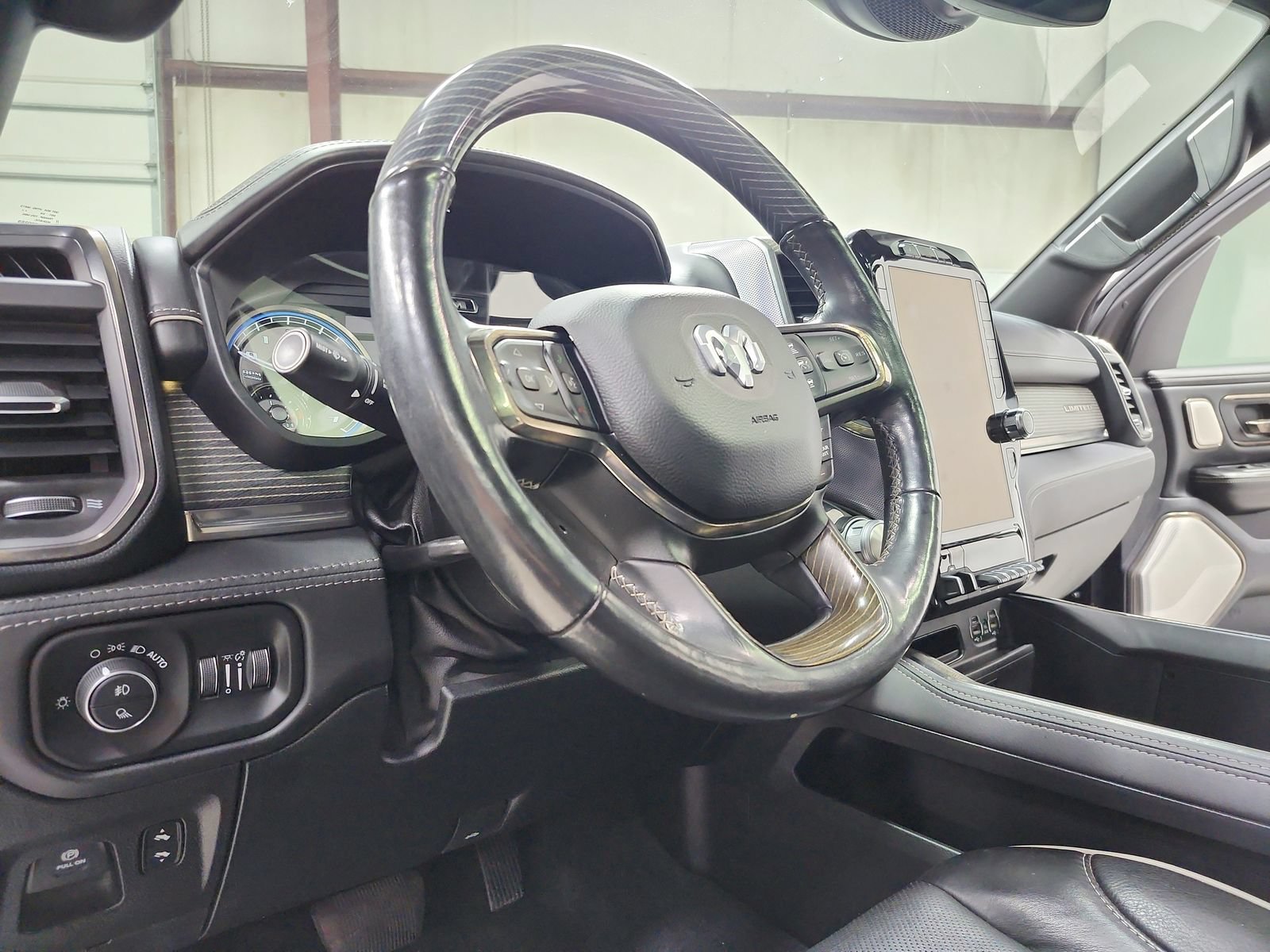 Used 2020 RAM 1500 Limited AWD/4WD image 18
