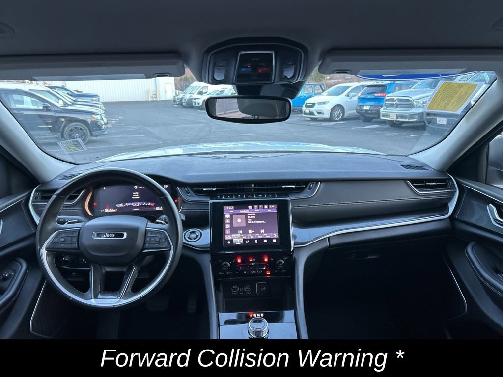 Used 2022 Jeep Grand Cherokee L Laredo w/ Luxury Tech Group I image 15