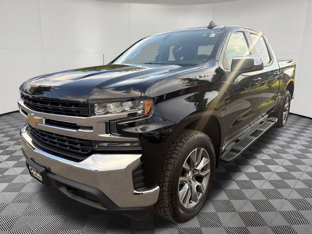 Used 2022 Chevrolet Silverado 1500 LT AWD/4WD image 3