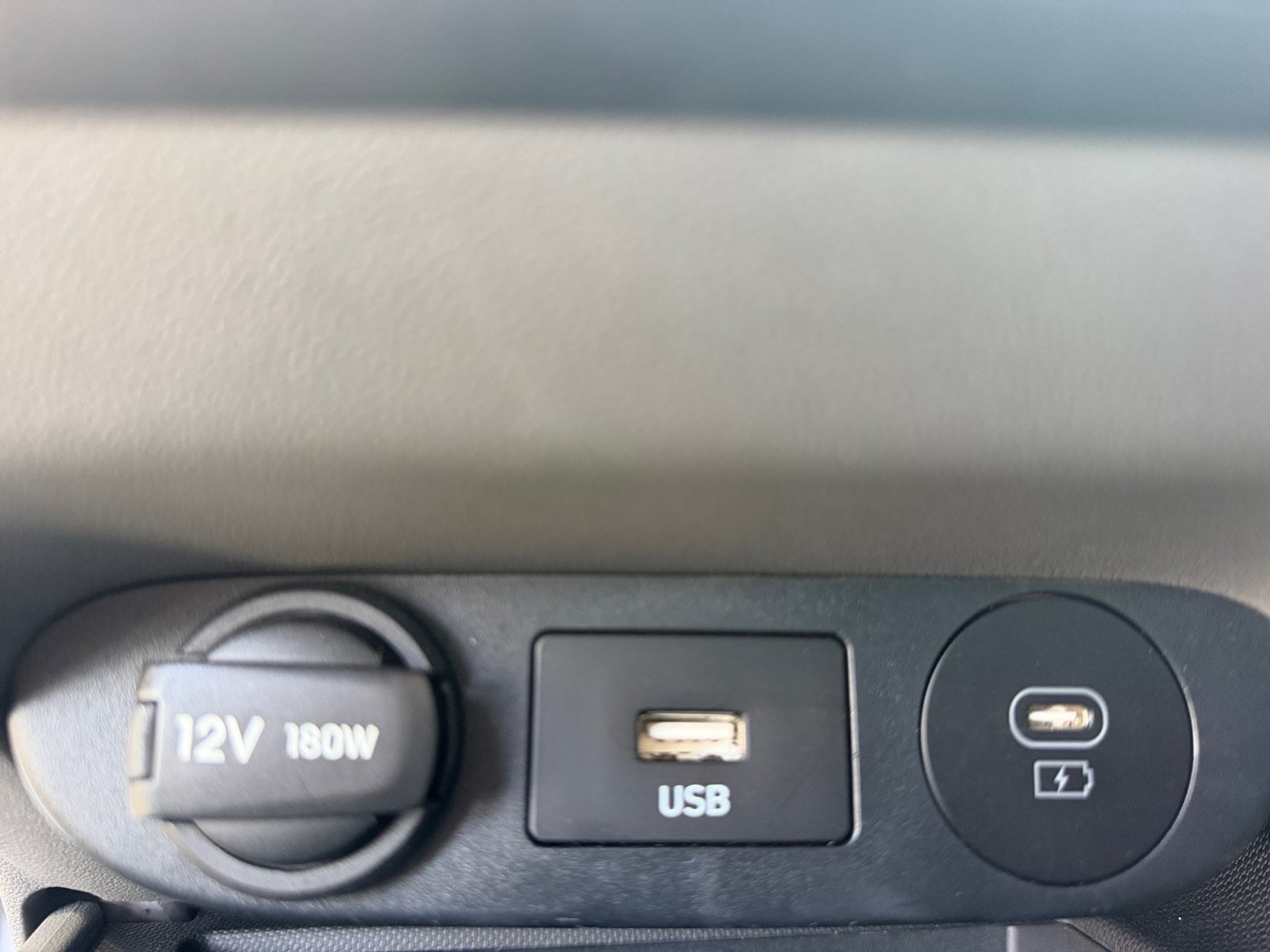 Certified 2025 Hyundai Elantra Sport FWD image 31