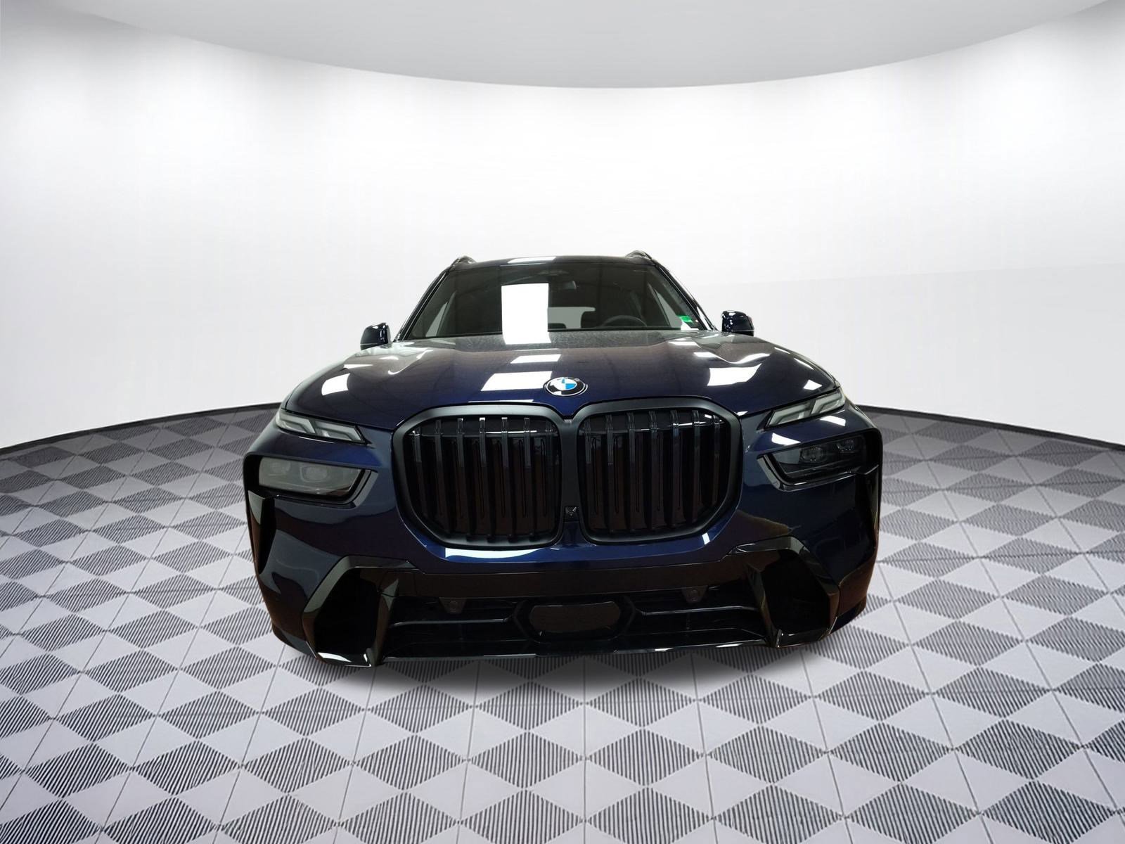New 2026 BMW X7 xDrive40i w/ M Sport Package image 5