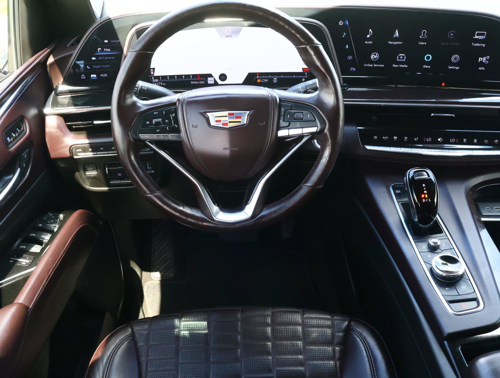 Used 2023 Cadillac Escalade ESV Sport Platinum w/ LPO, ONYX Package AWD/4WD image 16