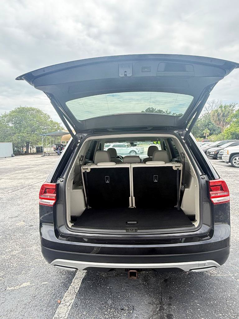 Used 2019 Volkswagen Atlas SE w/ Towing Package FWD image 18