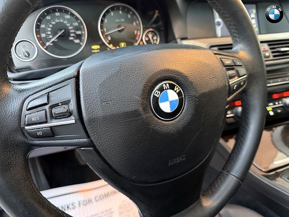 Used 2011 BMW 535i Sedan image 17