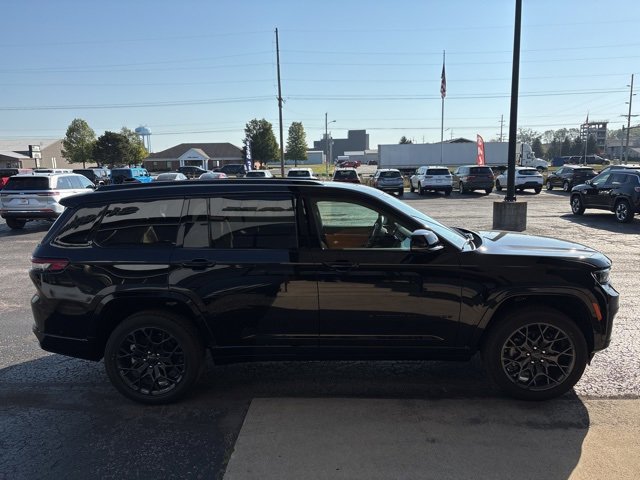 New 2025 Jeep Grand Cherokee L Summit image 9