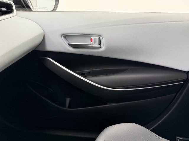 Used 2024 Toyota Corolla SE w/ SE Convenience Package FWD image 23