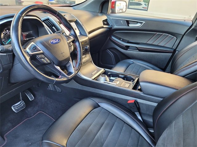 Used 2020 Ford Edge ST-Line image 12