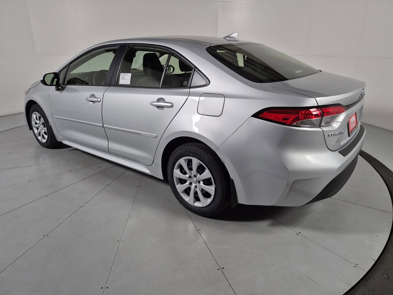 New 2026 Toyota Corolla Hybrid Sedan image 3