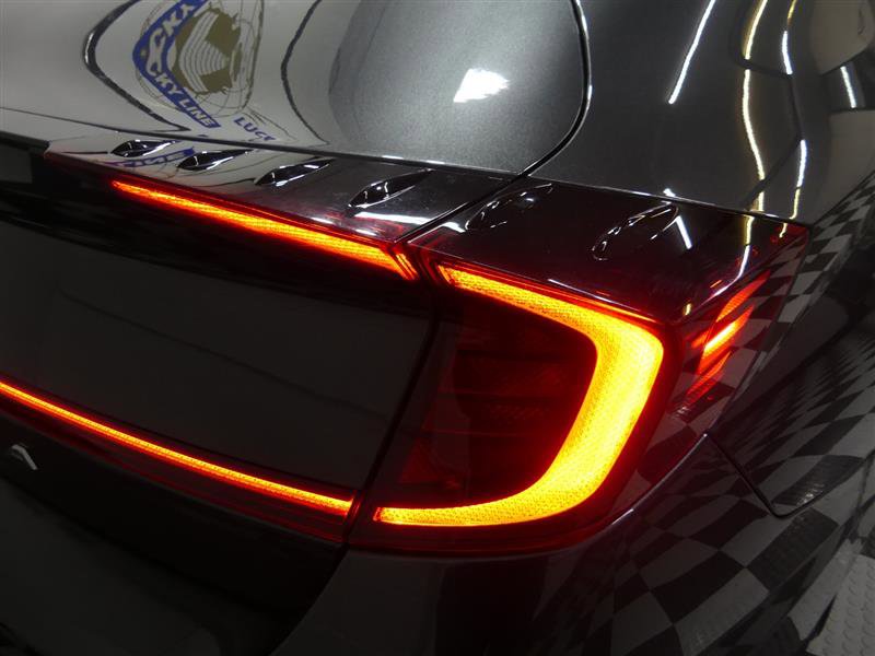 Used 2021 Hyundai Sonata SEL w/ Convenience Package image 16