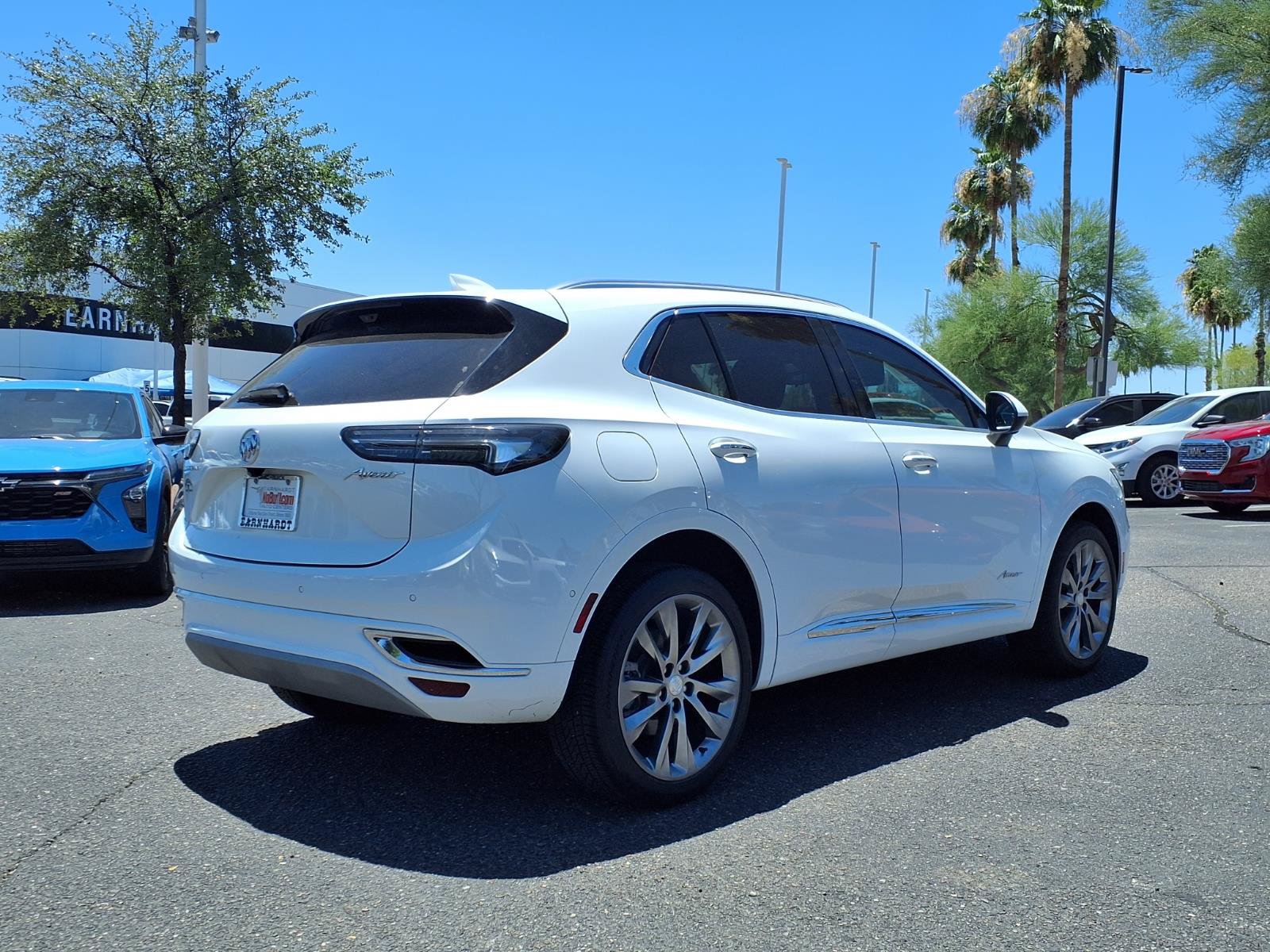 Used 2021 Buick Envision Avenir w/ Technology Package II FWD image 5