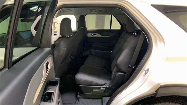 Certified 2025 Ford Explorer Active image 25