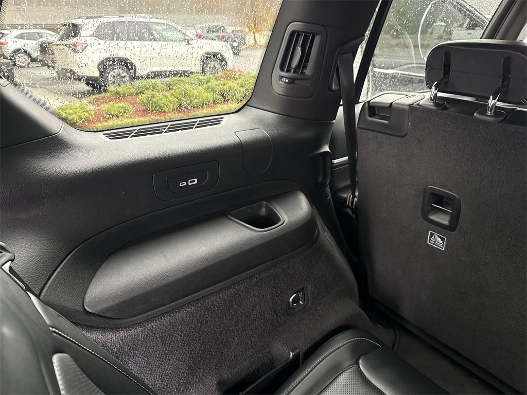 Used 2021 Jeep Grand Cherokee L Overland image 32