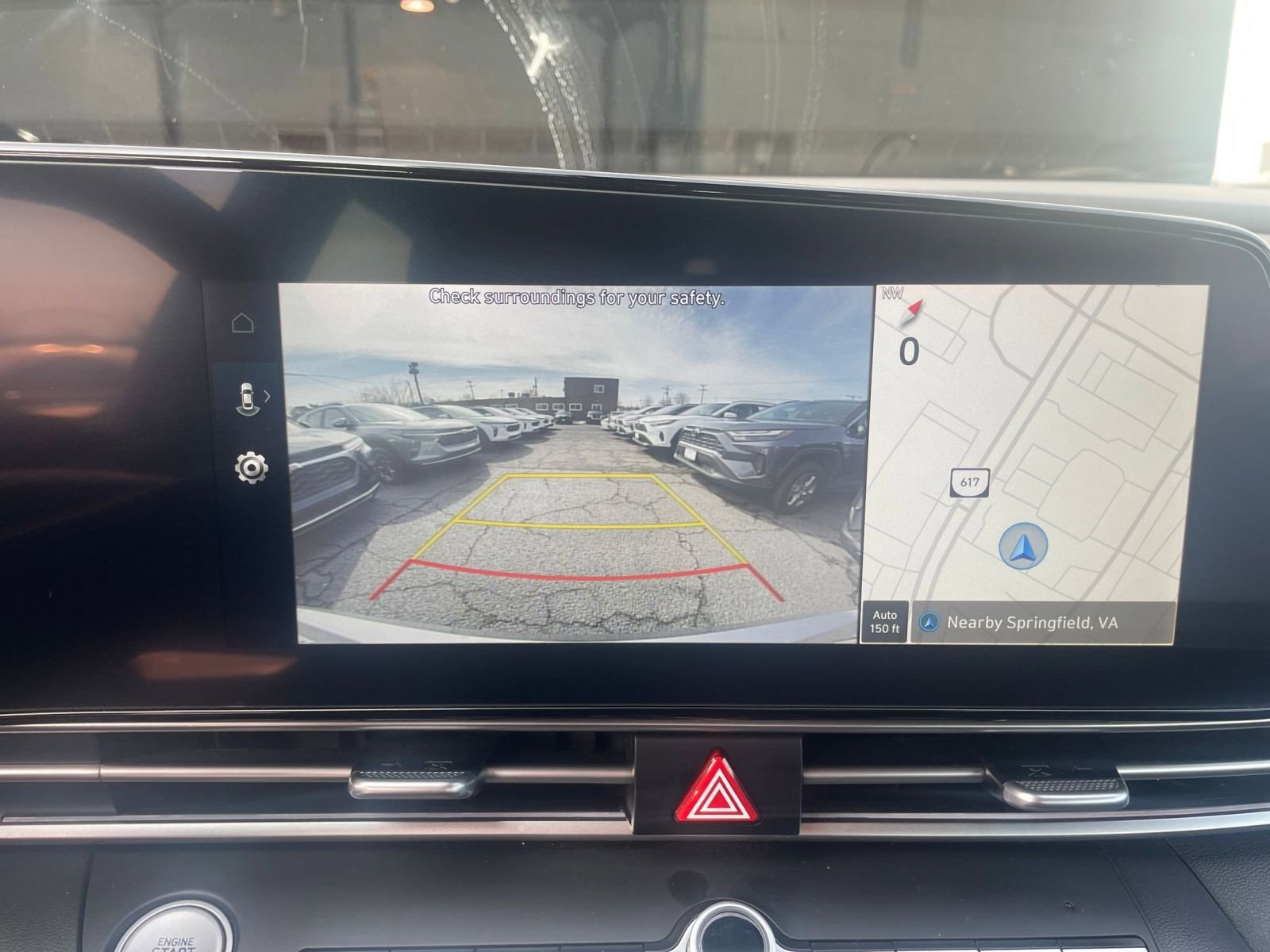 Used 2025 Hyundai Elantra SEL image 17