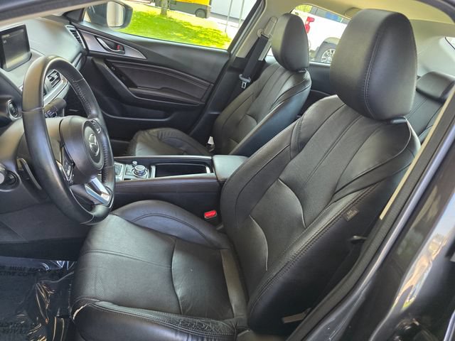 Used 2017 MAZDA MAZDA3 Grand Touring w/ Premium Equipment Package FWD image 22