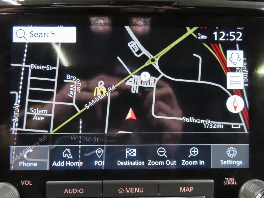 Used 2023 Nissan Frontier PRO-4X image 14