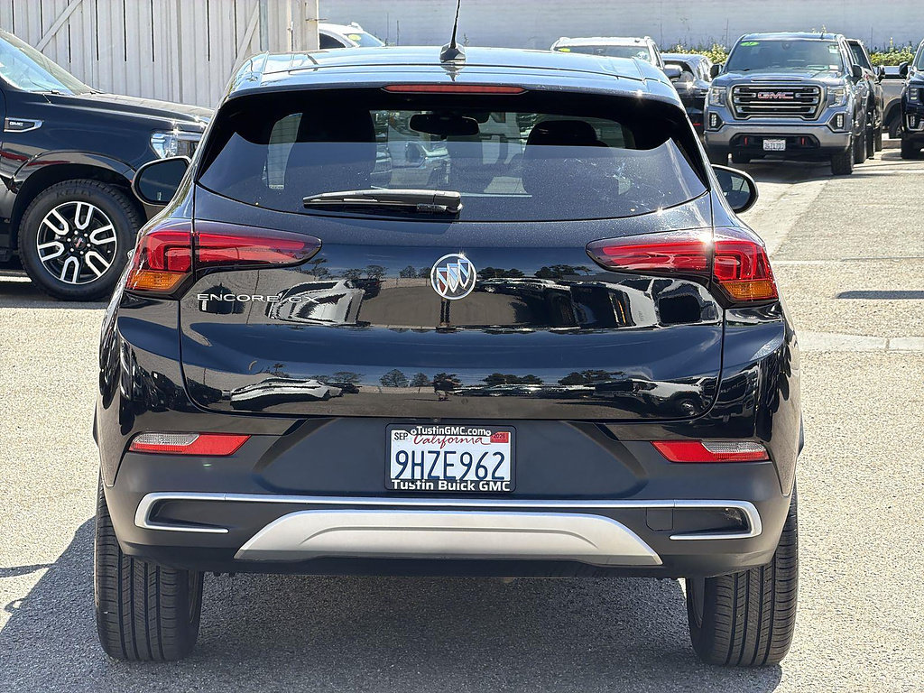 Used 2023 Buick Encore GX Preferred w/ Cold Weather Comfort Package FWD image 6
