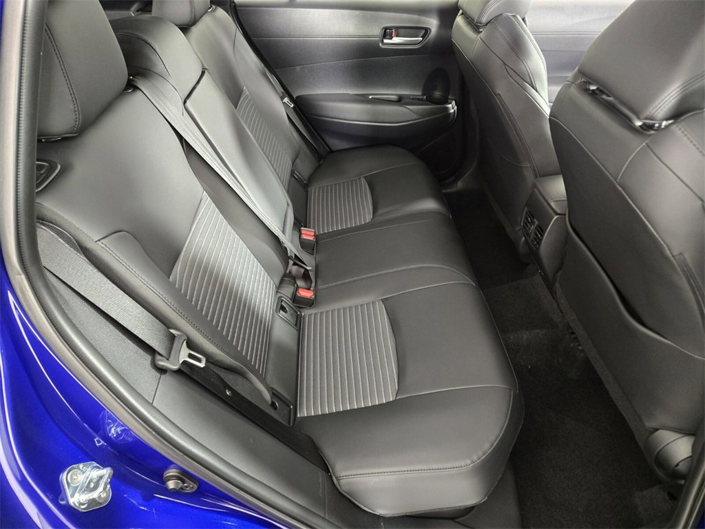 Used 2024 Toyota Corolla Cross XSE w/ Convenience Package image 19