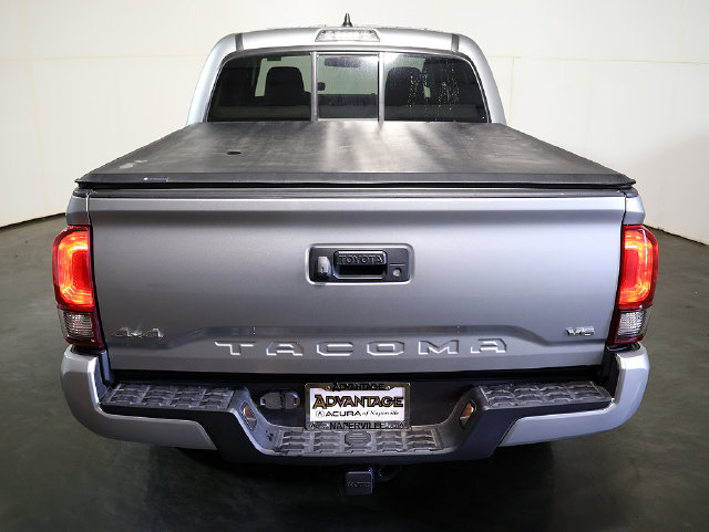 Used 2022 Toyota Tacoma SR AWD/4WD image 11