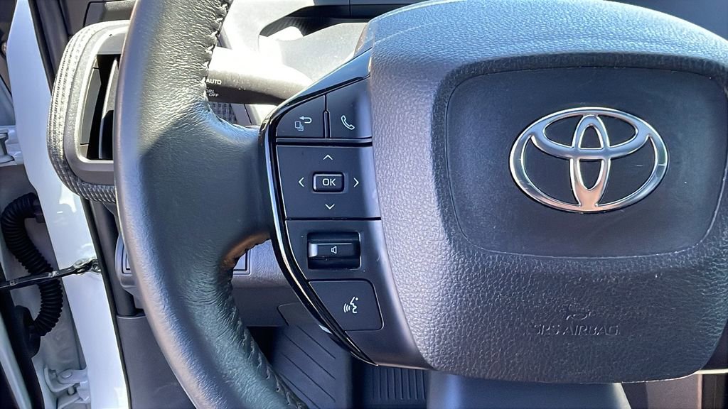 Certified 2022 Toyota Venza LE AWD/4WD image 23