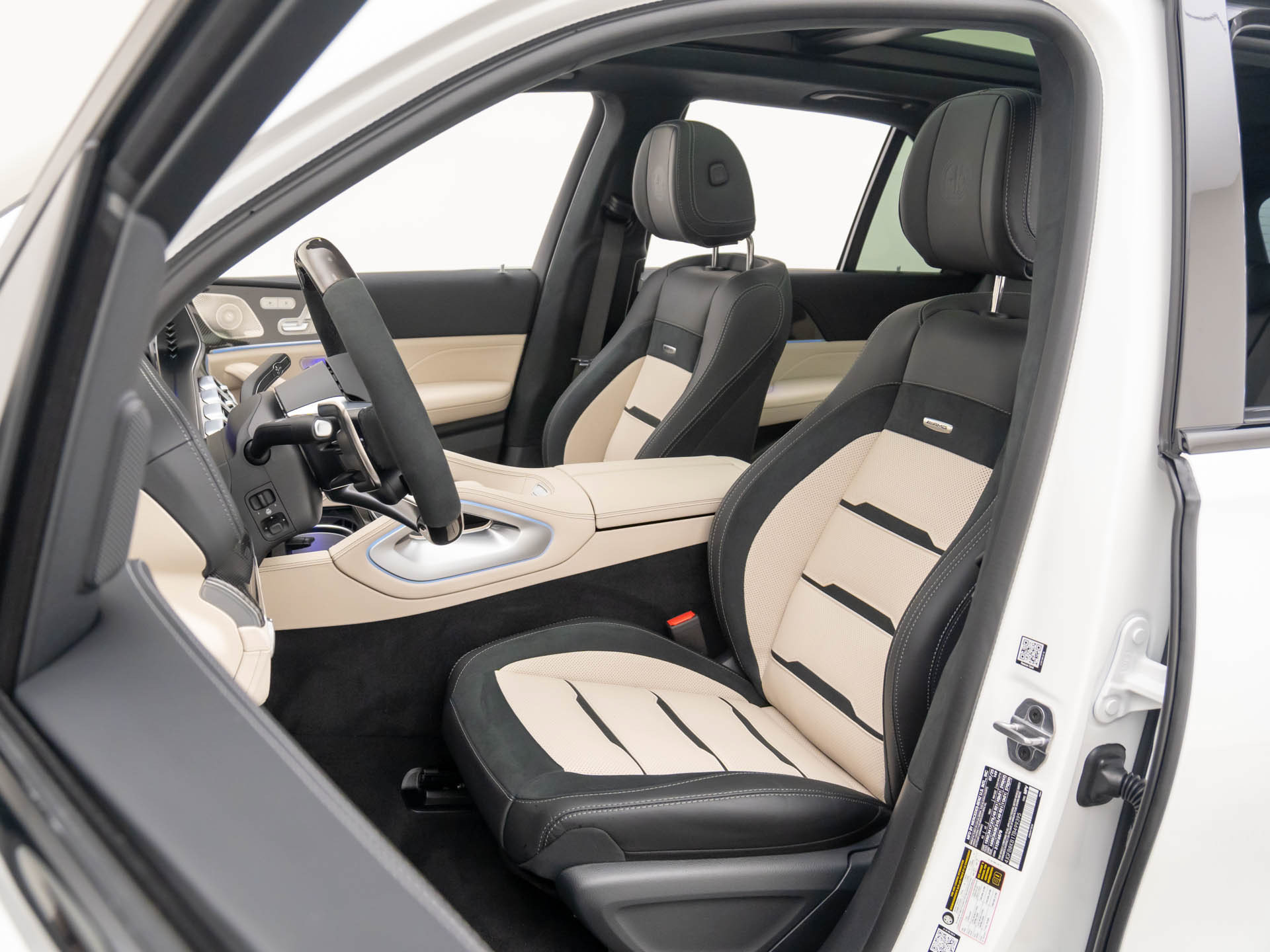 New 2026 Mercedes-Benz GLE 63 AMG S image 17
