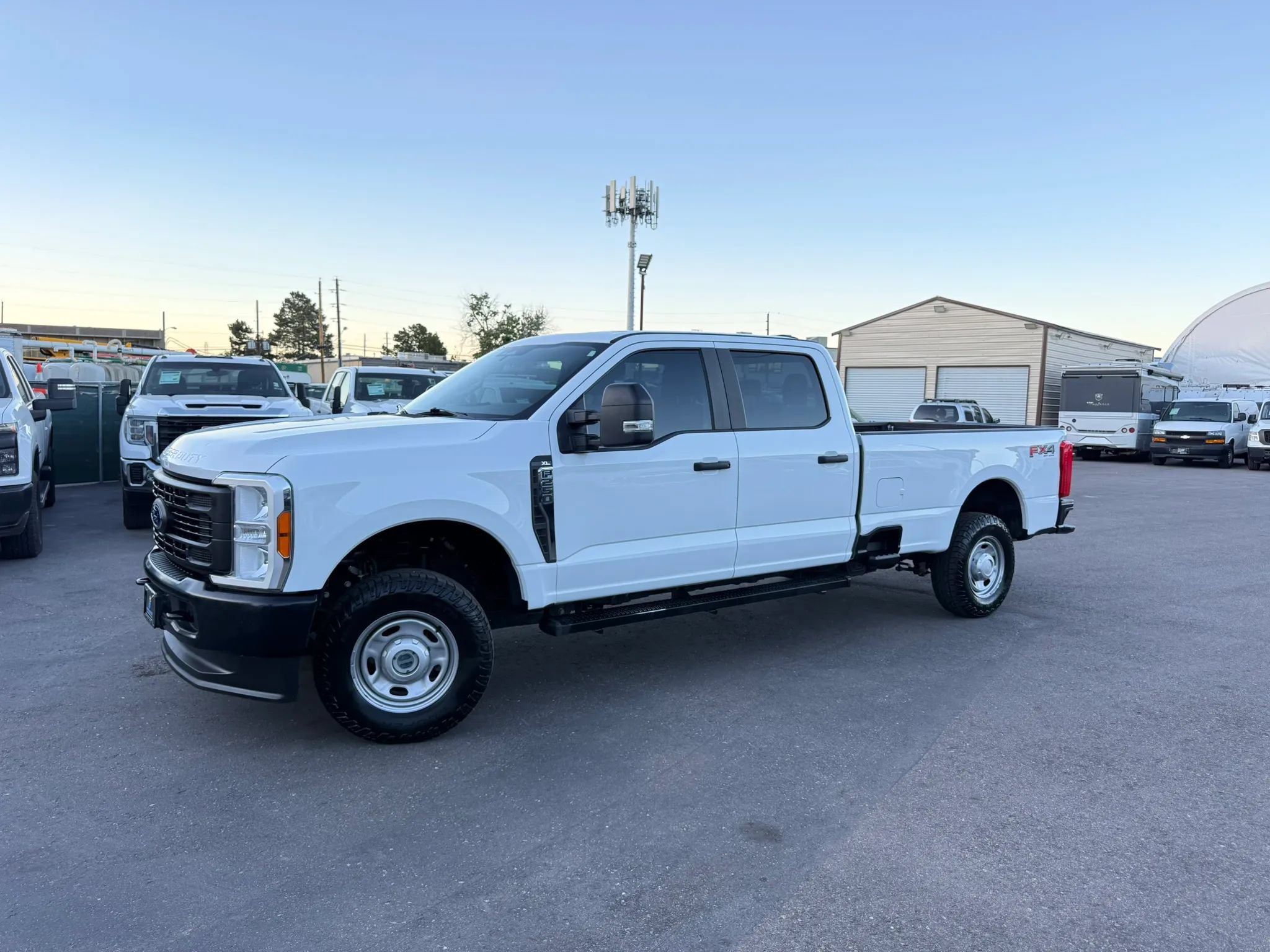 Used 2023 Ford F250 XL w/ FX4 Off-Road Package AWD/4WD image 2
