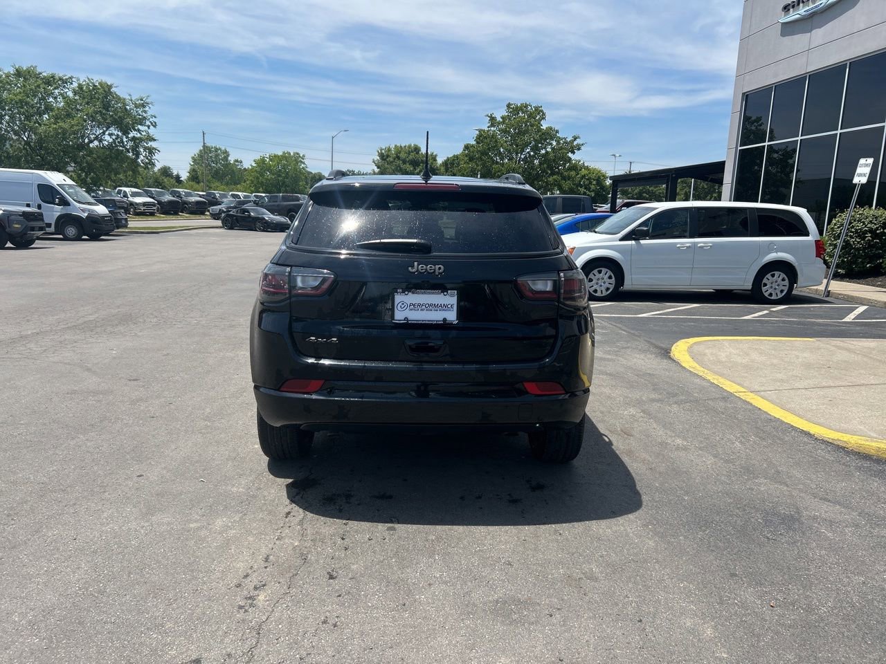 Used 2025 Jeep Compass Limited w/ High Altitude Package AWD/4WD image 4