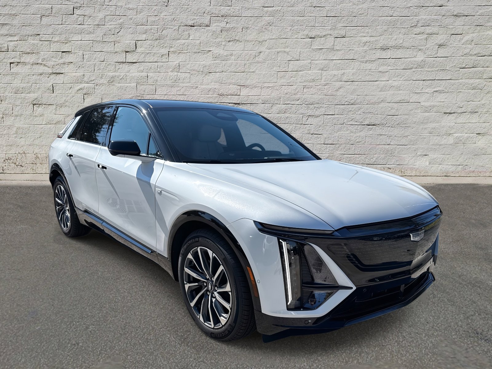 New 2025 Cadillac Lyriq Sport image 3