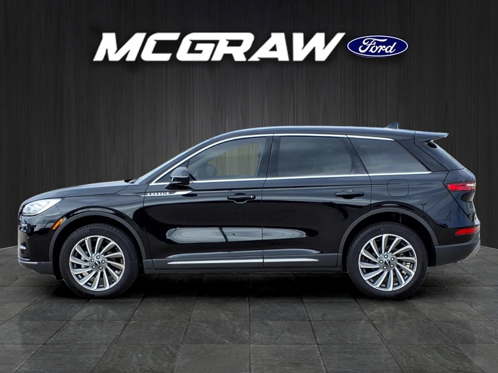 Used 2025 Lincoln Corsair Reserve AWD/4WD image 10