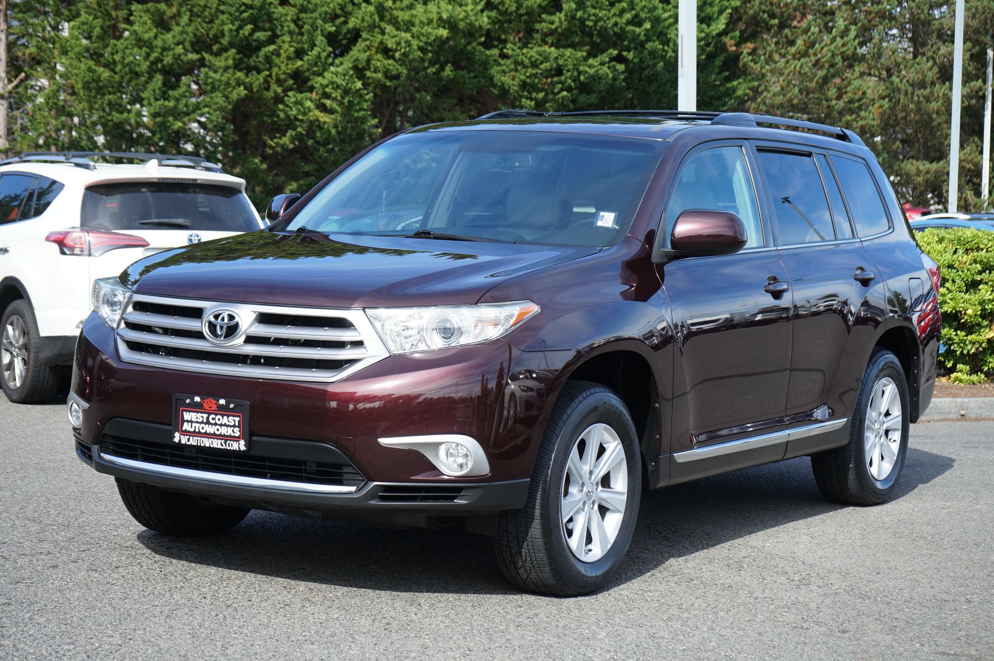 Used 2012 Toyota Highlander SE w/ Tow Pkg