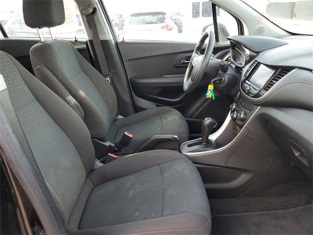 Certified 2020 Chevrolet Trax LS image 24