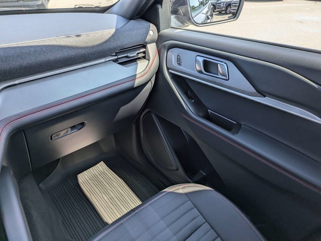New 2027 Ford Explorer ST-Line RWD image 18