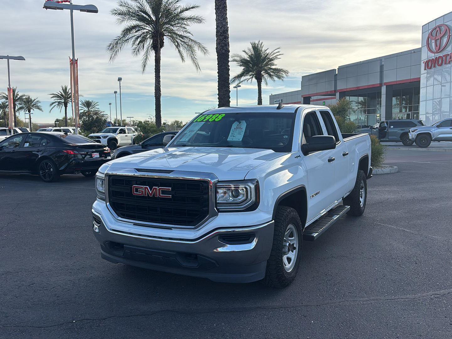 Used 2017 GMC Sierra 1500 4x4 Double Cab w/ Sierra Convenience Package image 2
