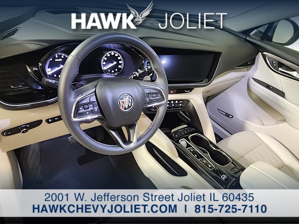 Used 2022 Buick Envision Avenir w/ Technology Package II FWD image 11