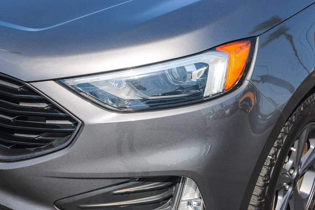 Certified 2023 Ford Edge SEL w/ Sport Appearance Package AWD/4WD image 5