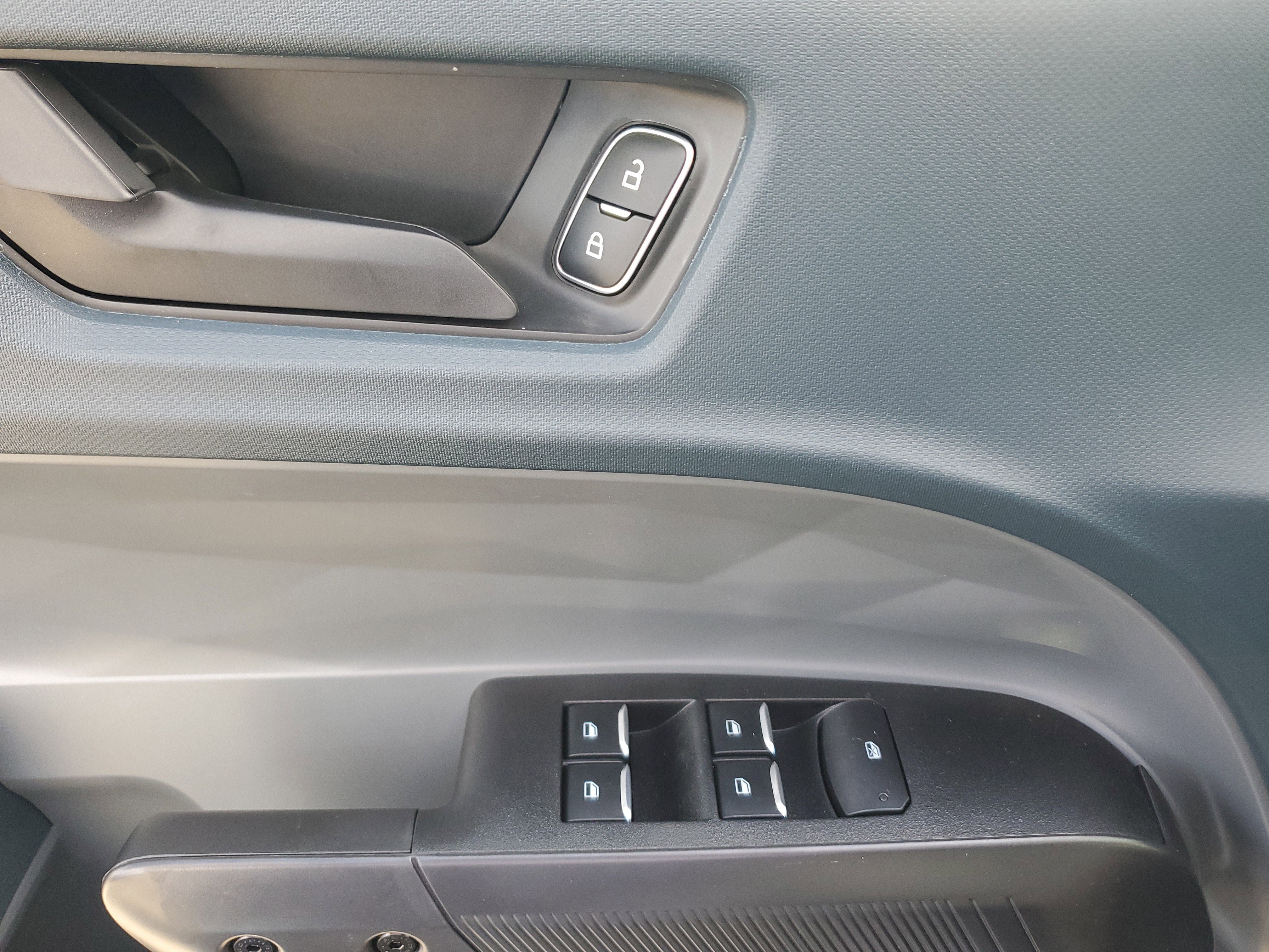 New 2026 Ford Maverick XL image 13