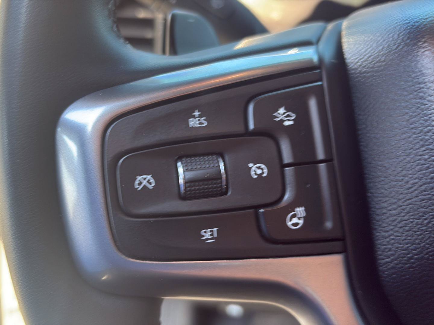 Used 2024 Chevrolet Silverado 1500 RST w/ Convenience Package II AWD/4WD image 29