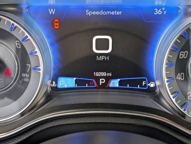 Used 2023 Chrysler 300 Touring L w/ Popular Equipment Group image 15