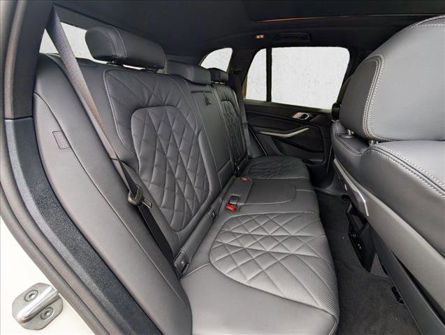 New 2026 BMW X5 xDrive50e AWD/4WD image 17