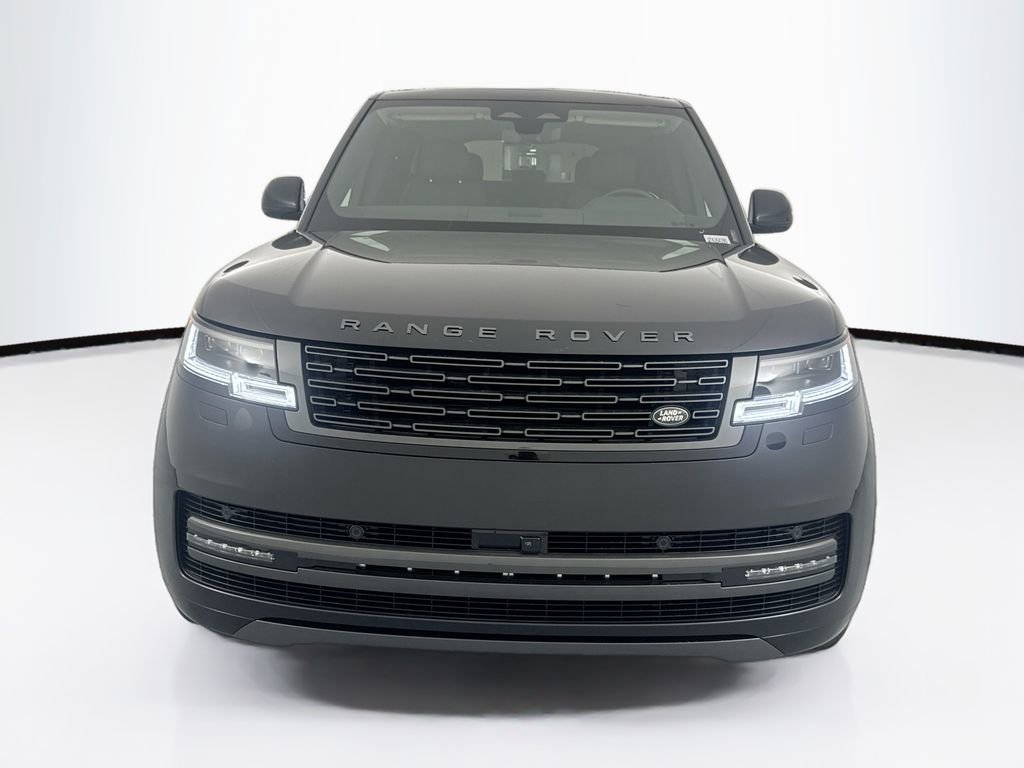 New 2026 Land Rover Range Rover SE image 2