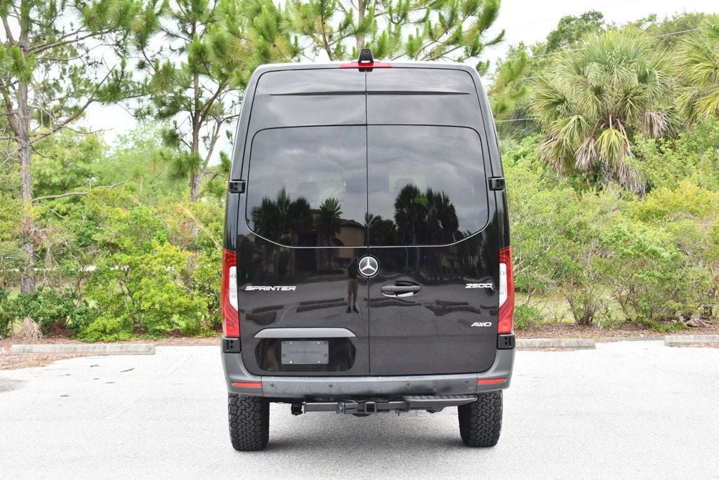 Used 2024 Mercedes-Benz Sprinter 2500 image 5