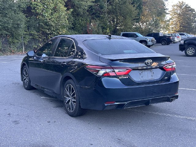 Used 2021 Toyota Camry SE FWD image 6