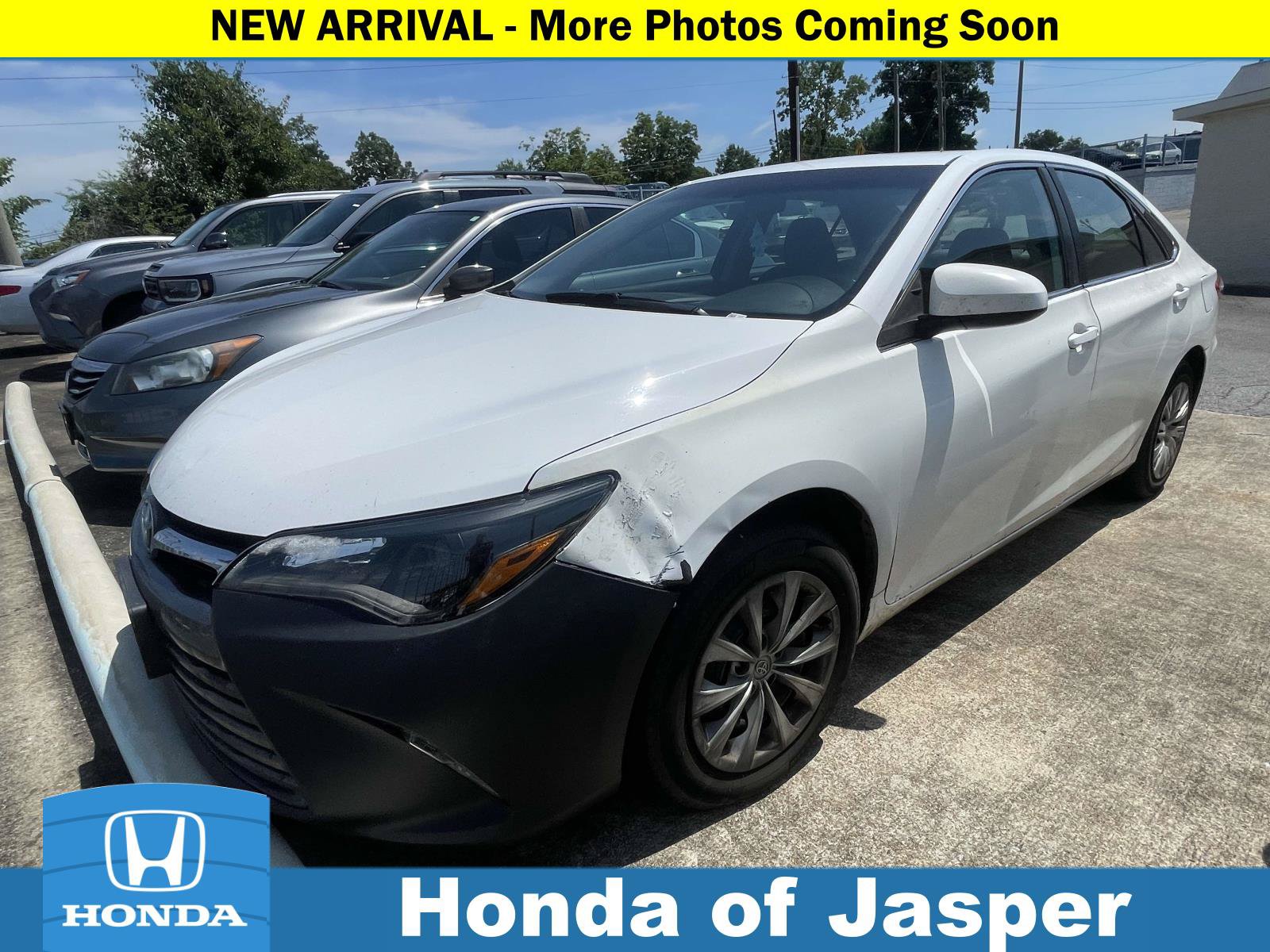 Used 2016 Toyota Camry LE