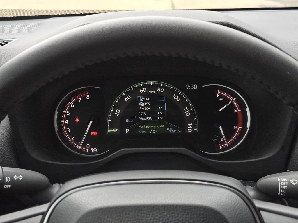 Used 2023 Toyota RAV4 XLE Premium image 19