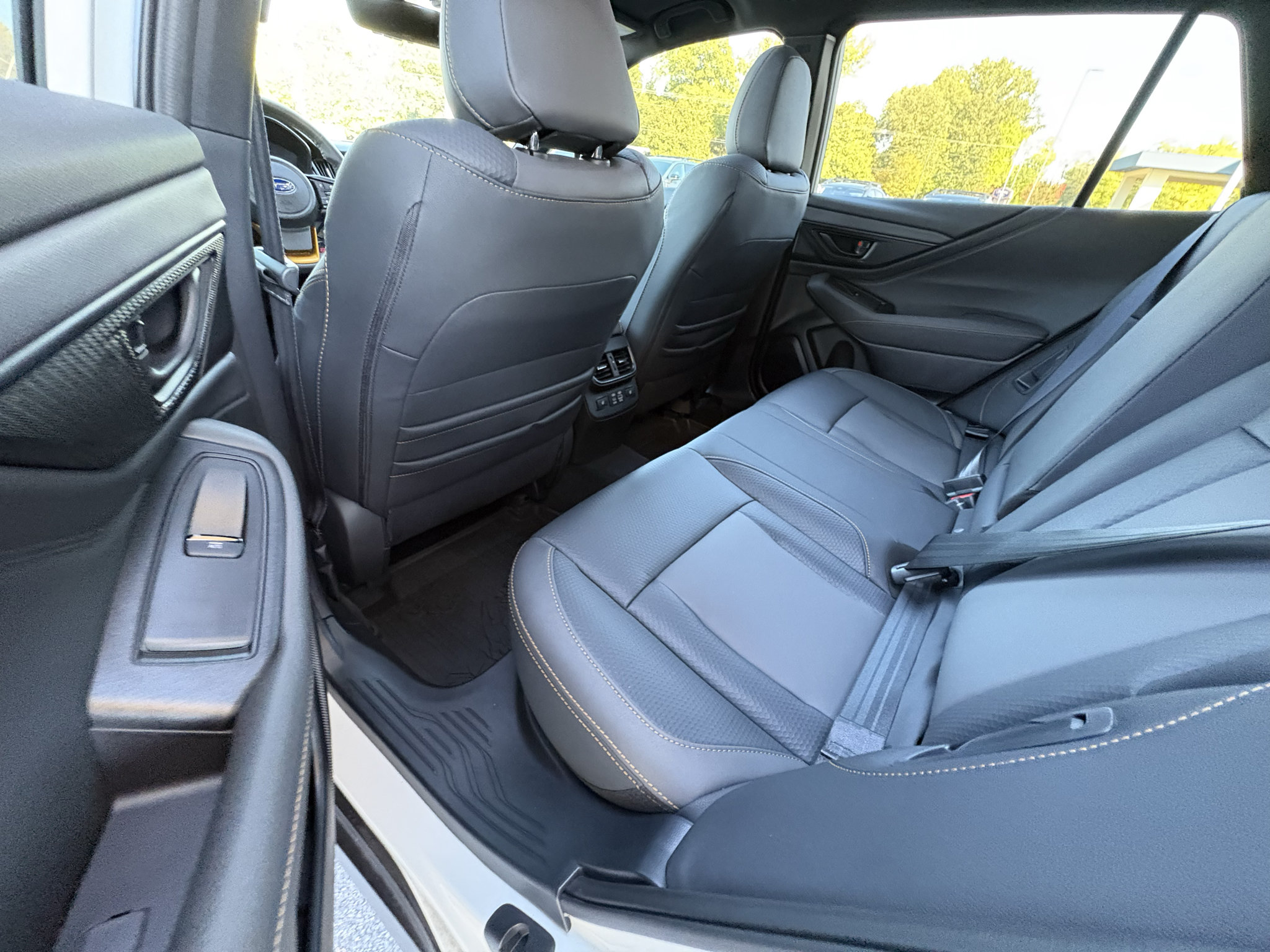 Used 2025 Subaru Outback Wilderness AWD/4WD image 25