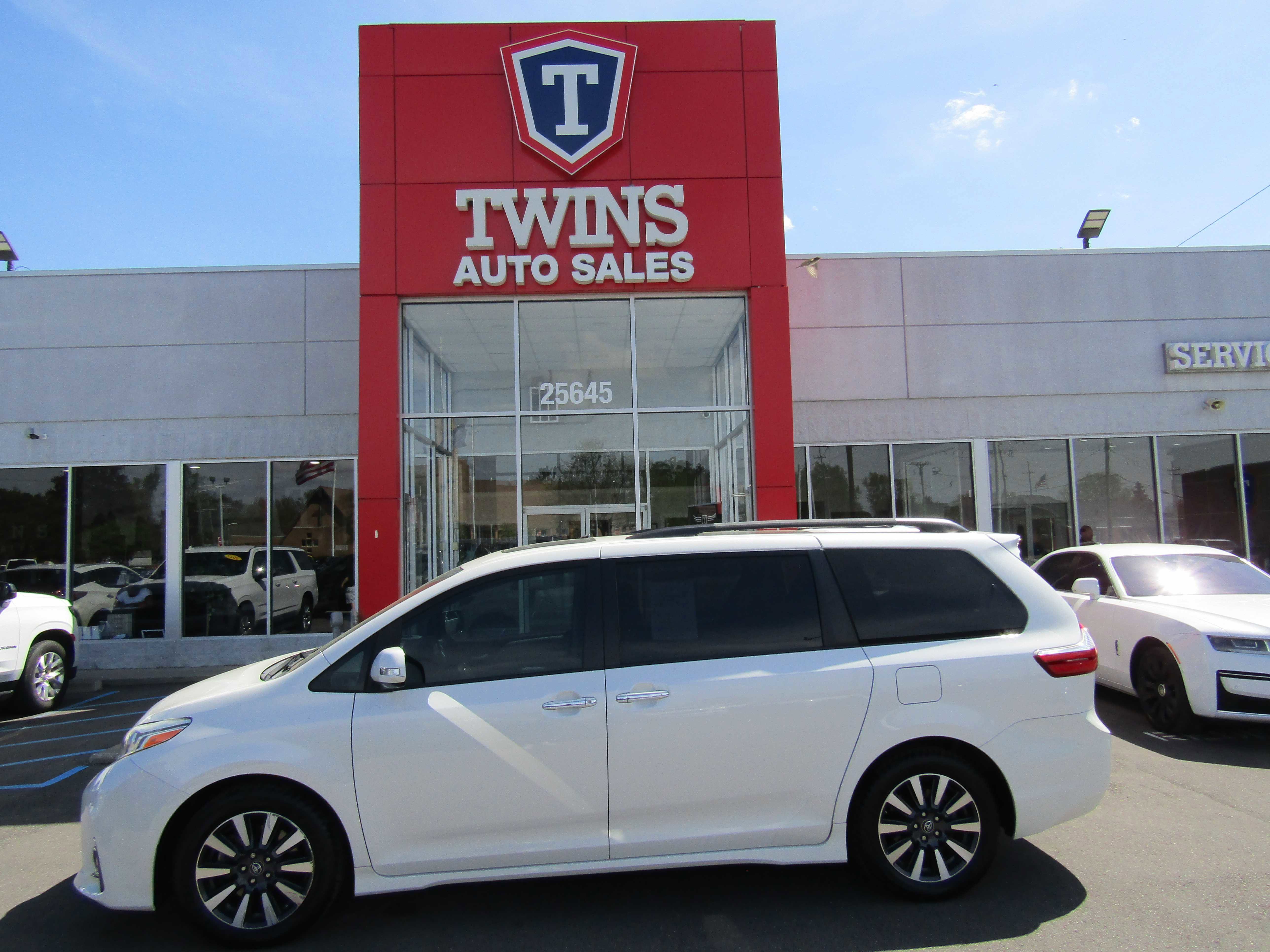 Used 2019 Toyota Sienna Limited