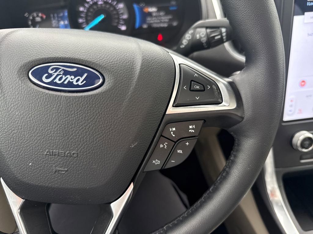 Used 2024 Ford Edge Titanium w/ Equipment Group 301A AWD/4WD image 37